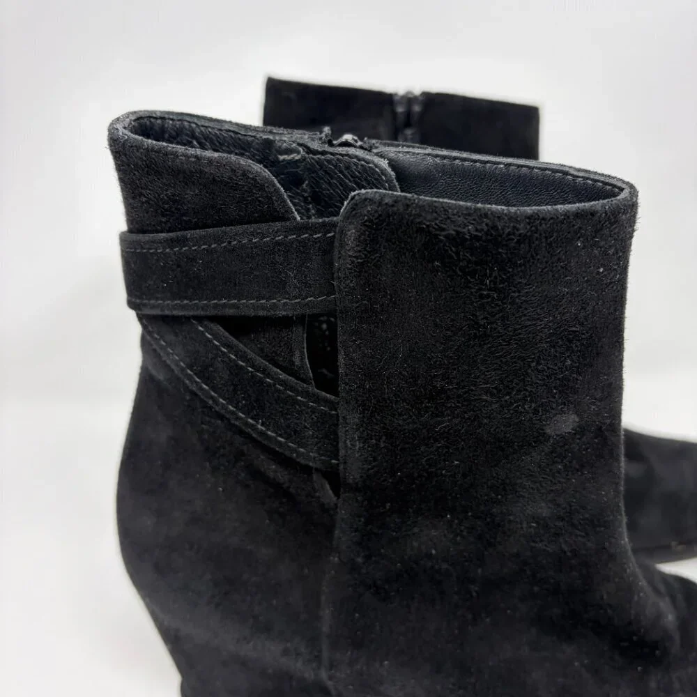 Stuart Weitzman women's suede Fitness wedges 8.5 M black ankle booties